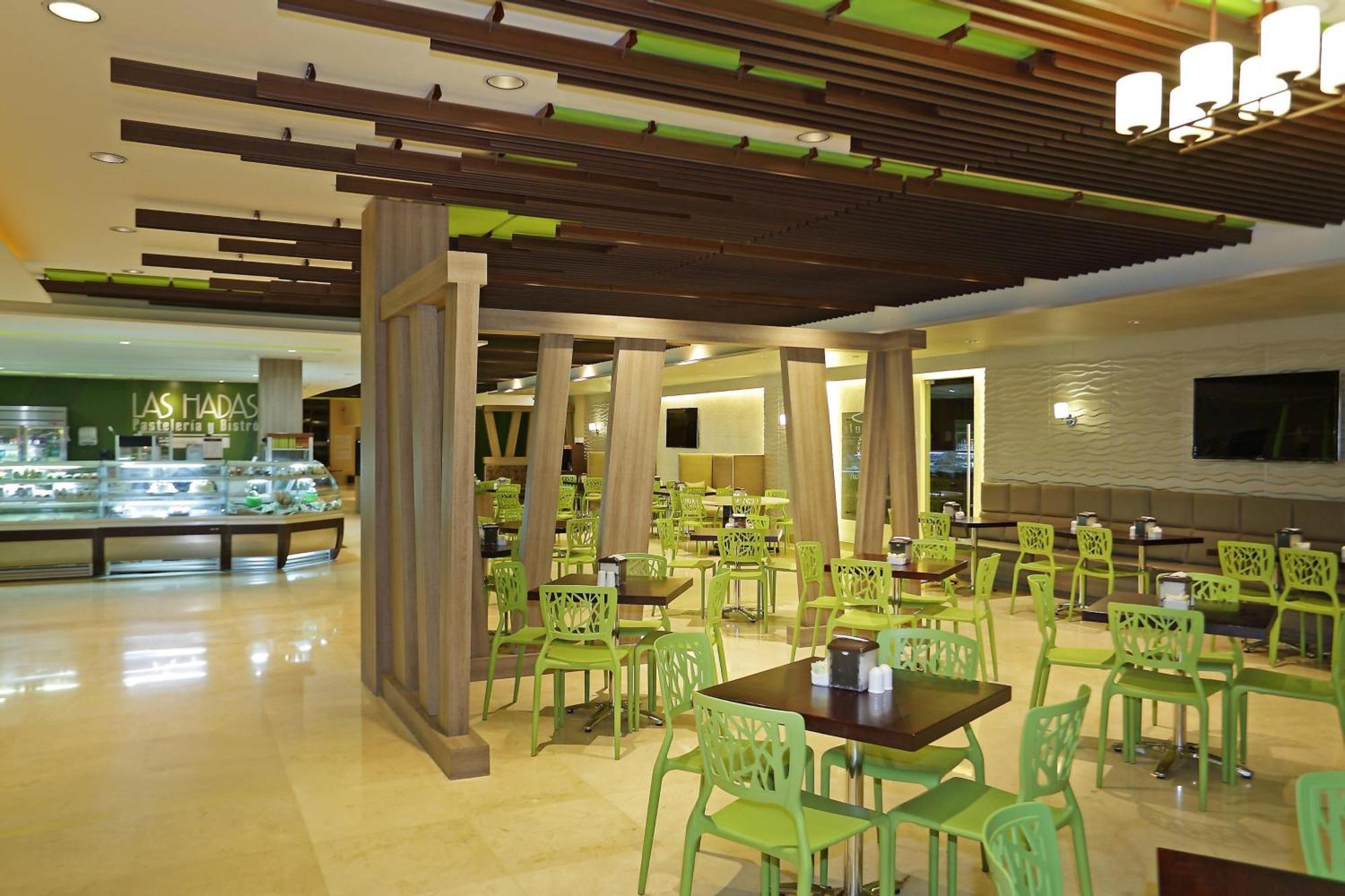 Sheraton Grand Panama Dış mekan fotoğraf The interior of the restaurant