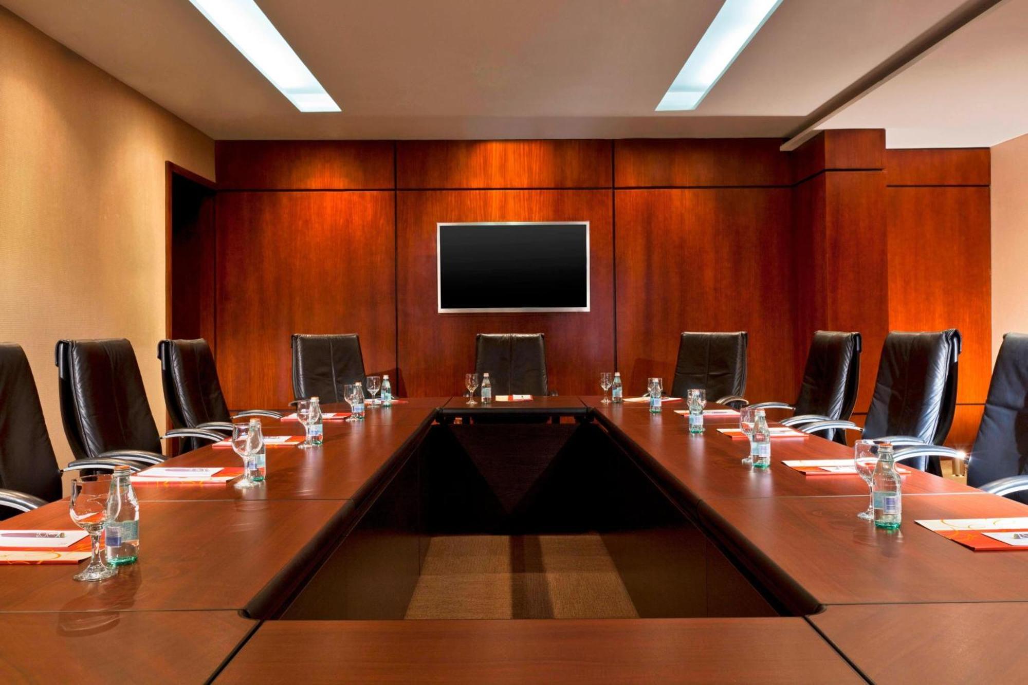 Sheraton Grand Panama Dış mekan fotoğraf A boardroom